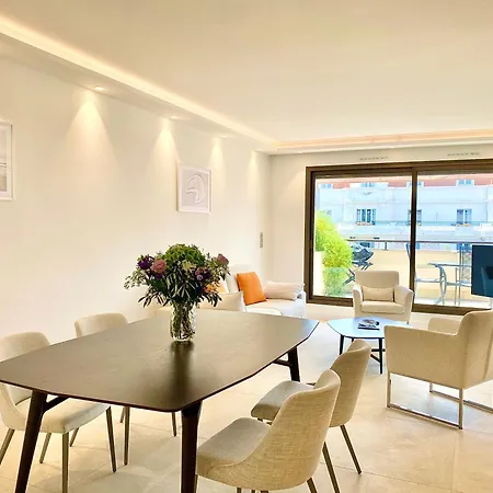 Appartement Grand 2 Pieces Gray D'albion